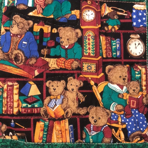 Child’s snuggle quilt - Picture 2 of 12